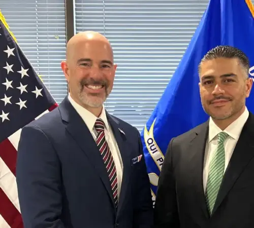 Harfuch se reúne con director de la DEA por narco y armas