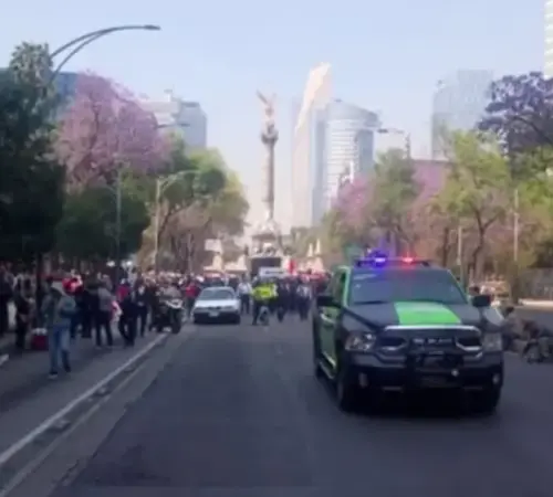 CNTE inicia paro nacional y bloquea CDMX
