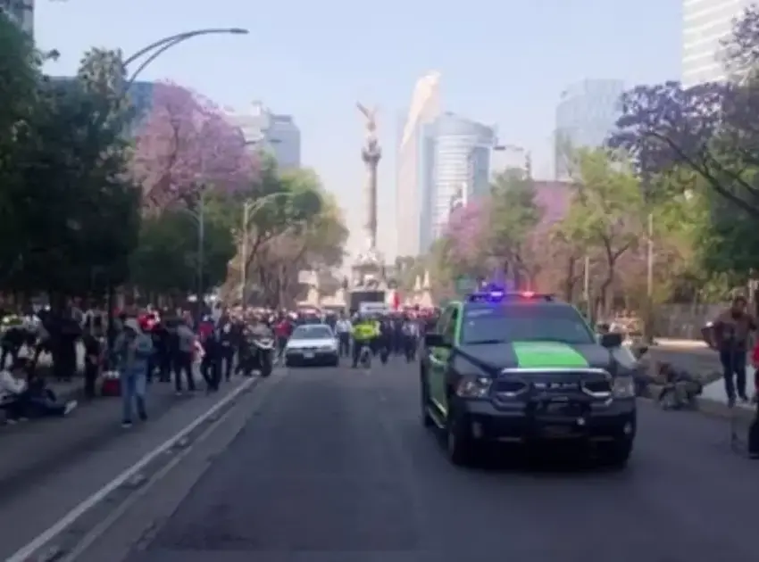 CNTE inicia paro nacional y bloquea CDMX
