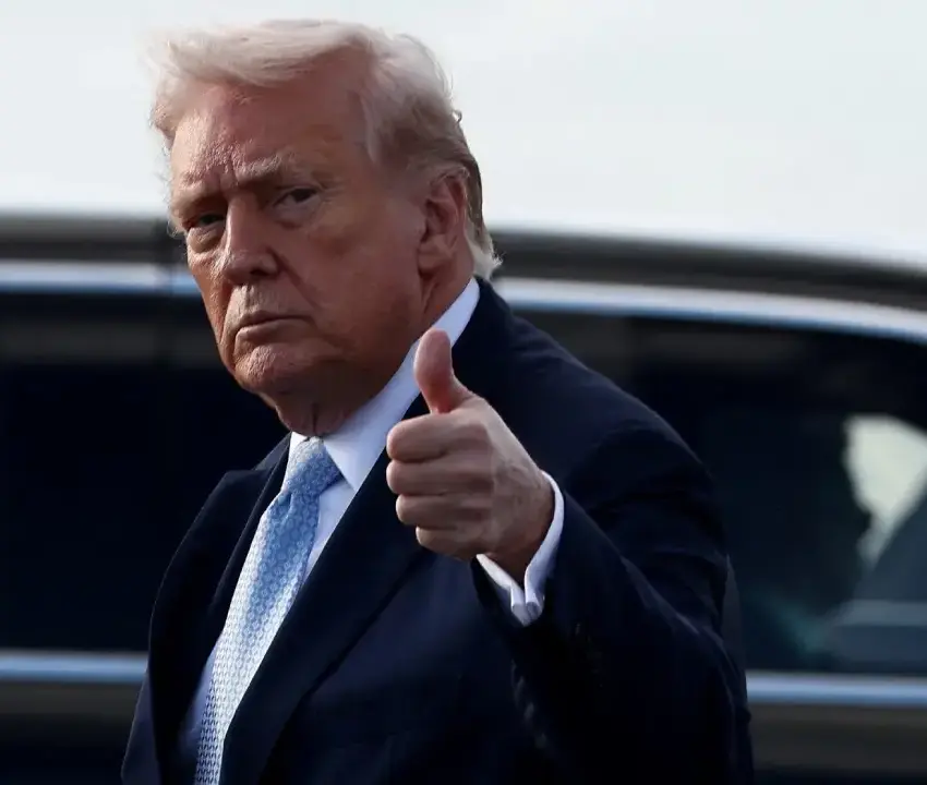 Trump frena ataques a plantas energéticas de Irán tras diálogo con Teherán