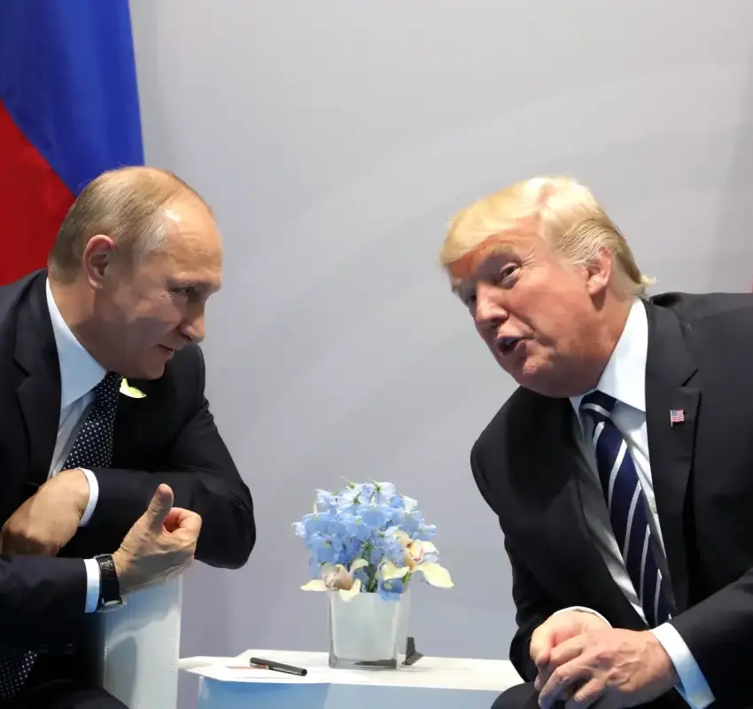 Trump y Putin dialogan sobre Irán, Ucrania y petróleo