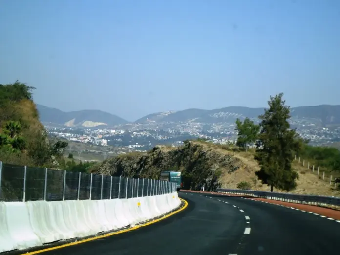 autopista-Mexico-Acapulco