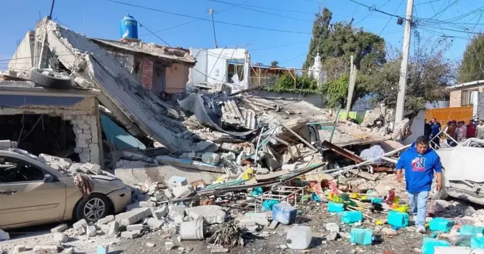 img_MA_coacalco_01 Doce lesionados tras explosión por gas en colonia de Coacalco