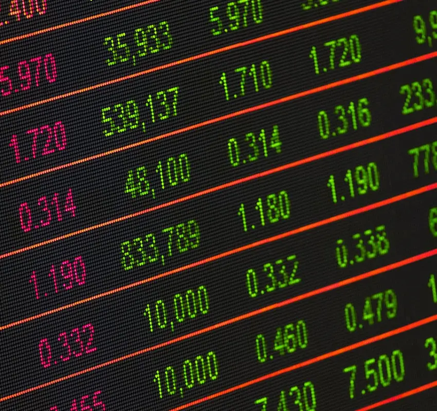Bolsa Mexicana de Valores cae 4% y prende alertas financieras