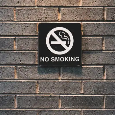 Hábitos que elevan el riesgo de cáncer y cómo prevenirlos