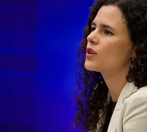 Luisa María Alcalde pide ‘un ratito’ a Sheinbaum para analizar invitación a la Consejería
