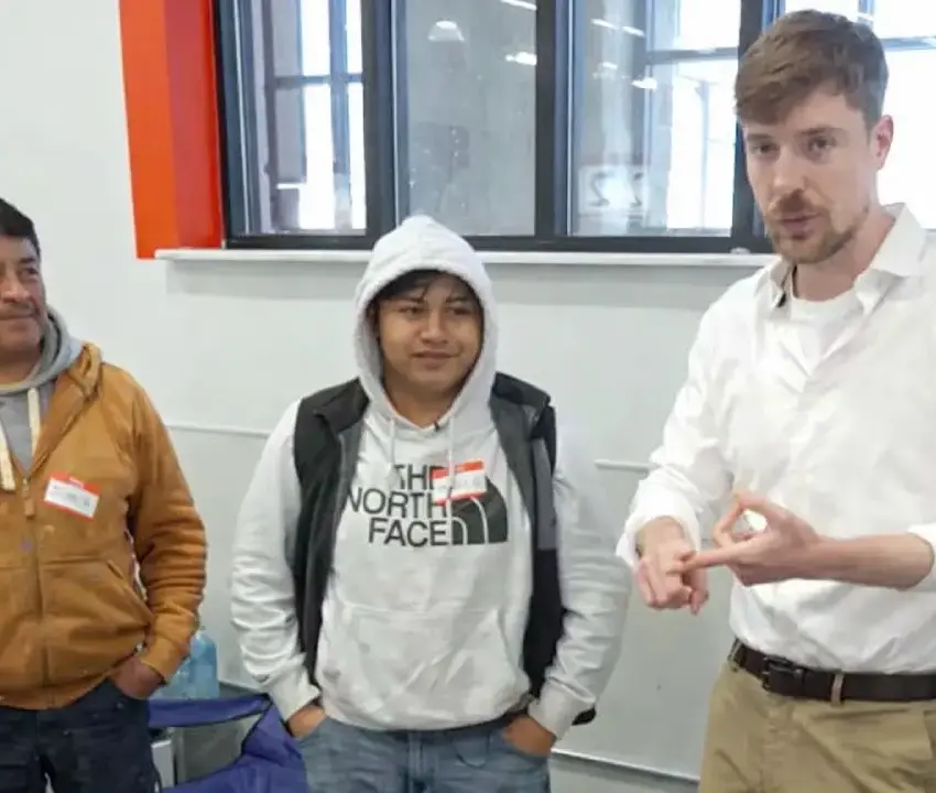 Mexicano en reto de MrBeast avanza a la final por 1 millón de dólares