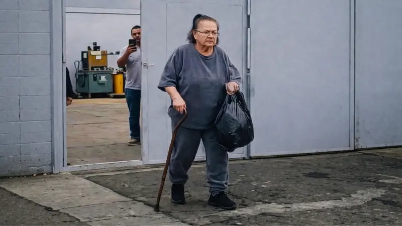 Doña Carlota obtiene prisión domiciliaria tras meses en el penal de Chalco