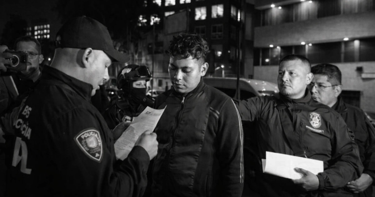 Feminicidio en Benito Juárez escena de crimen con cinta de seguridad y presencia policial tras detención de presunto responsable