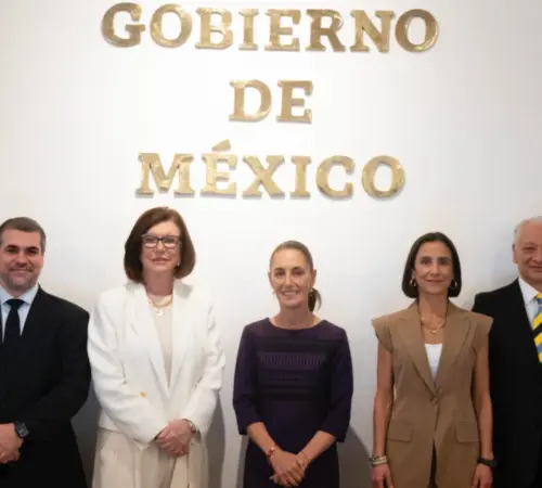Sheinbaum impulsa la industria siderúrgica con acuerdo para usar acero mexicano en obra pública