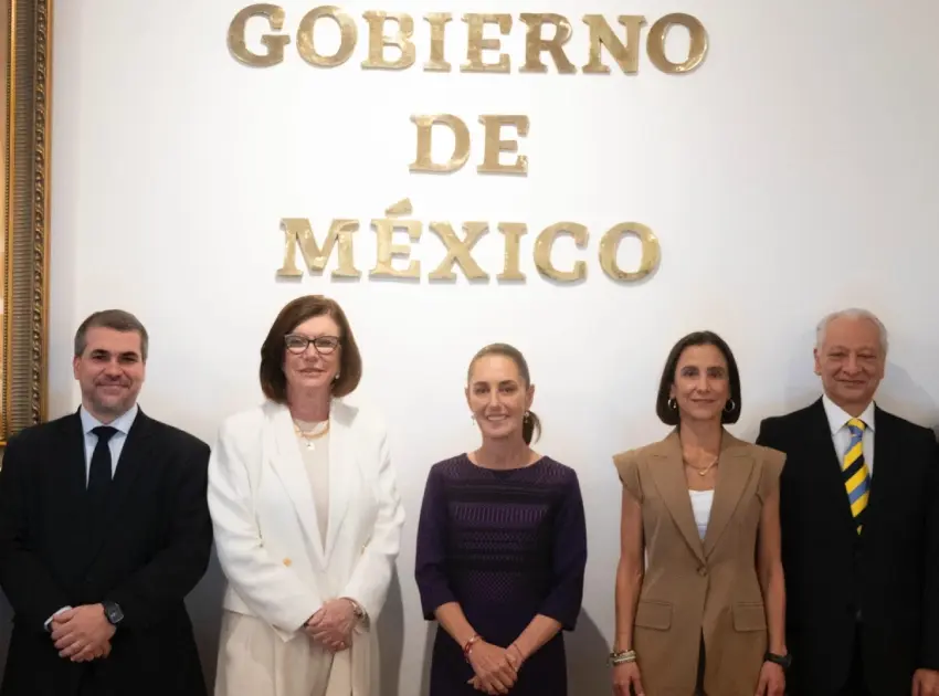 Sheinbaum impulsa la industria siderúrgica con acuerdo para usar acero mexicano en obra pública