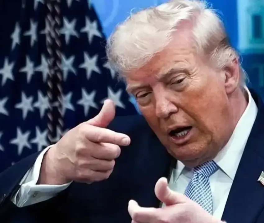 Trump dice que controlara el bloqueo en Ormuz tras fracaso de negociación entre EU e Irán