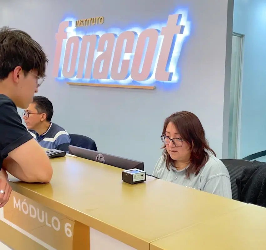 Fonacot celebra 52 años apoyando a trabajadores formales en México