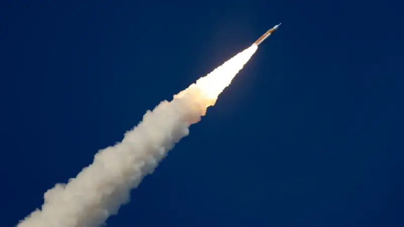 Alerta desde el espacio: la NASA advierte por restos de Artemis II