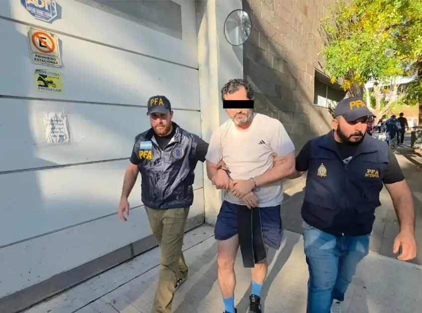 Detienen en Argentina a mexicano con ficha roja de Interpol tras meses de seguimiento