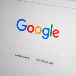 Google limita el uso de la IA Gemini de Meta por insuficiencia de infraestructura | Google restringe el uso de la IA Gemini de Meta por falta de capacidad en Google Cloud afectando proyectos clave de la red social
