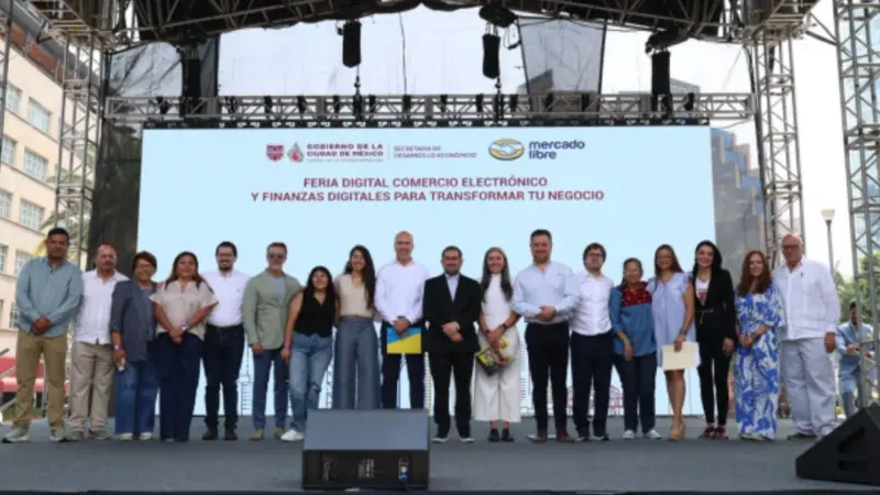 SEDECO y Mercado Libre impulsan la digitalización de negocios en CDMX con feria gratuita
