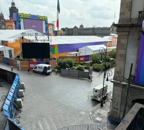 Fan Fest del Zócalo en vilo por negociación con CNTE