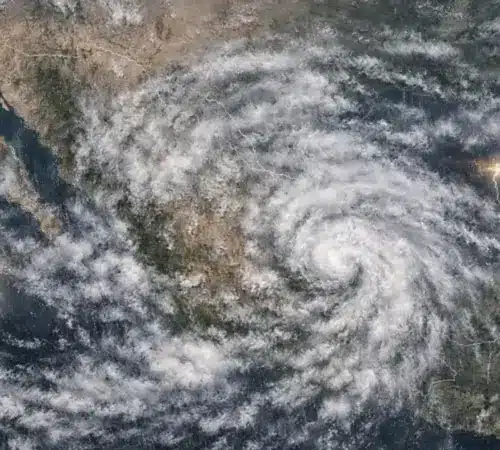Tormenta tropical Amanda se forma en el Pacífico sin riesgo para México