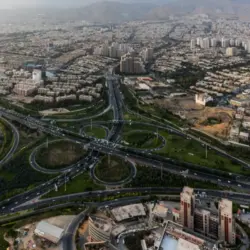 Estados Unidos e Irán firman pacto provisional para terminar la guerra