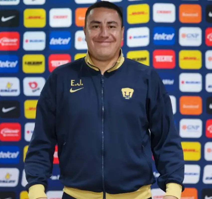 Efraín Juárez futuro en Pumas