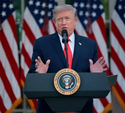 Trump acusa a Irán de violar el alto el fuego tras presunto ataque en el estrecho de Ormuz | Trump acusa a Irán de violar la tregua