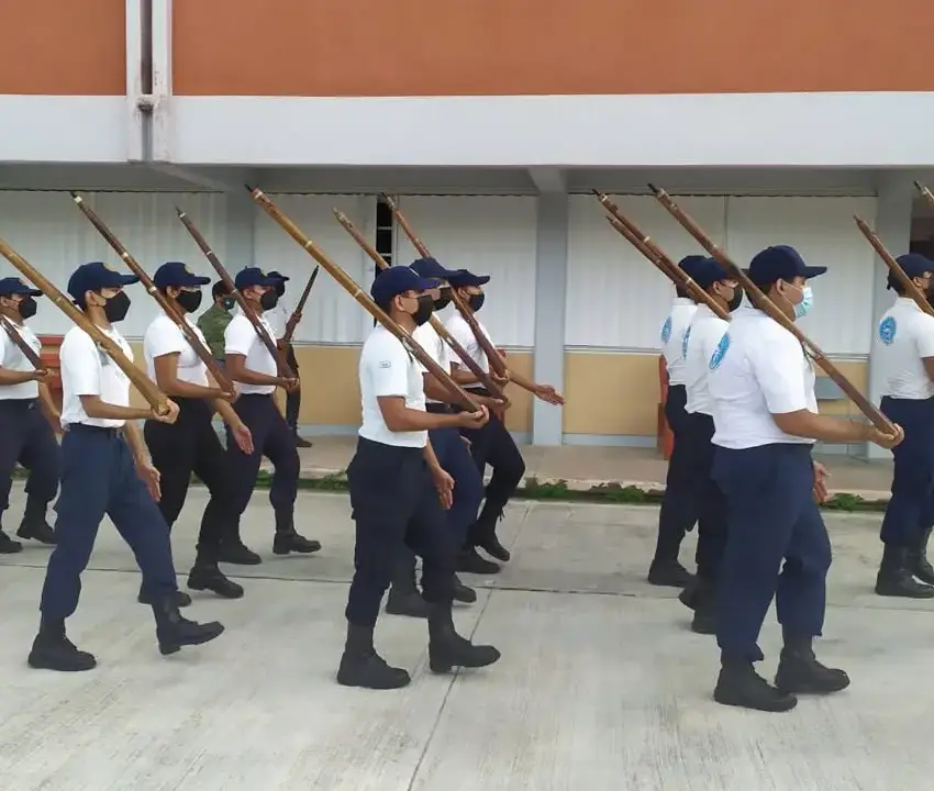 Escuelas con modalidad militarizada detectan cinco nuevos casos en Tamaulipas
