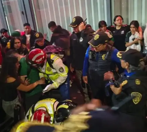 Tragedia en los festejos por el triunfo de México tres personas murieron durante la celebración en el Ángel | La multitud que abarrotó Paseo de la Reforma convirtió una noche de alegría deportiva en una jornada marcada también por el luto
