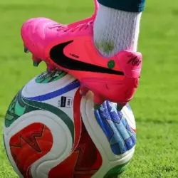 ¿Por qué tantos futbolistas usan botines rosas en el Mundial 2026? La explicación va más allá de la moda