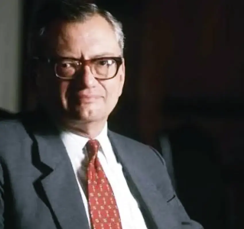 Miguel Mancera Aguayo, primer gobernador del BdeM, muere a los 93 años