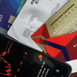 Por qué las tarjetas de crédito en México están creciendo tan rápido Aquí te lo explicamos | Consumo y deuda al alza el acelerado crecimiento de las tarjetas de crédito en México