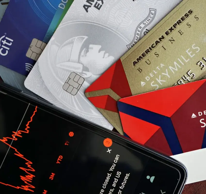 Por qué las tarjetas de crédito en México están creciendo tan rápido Aquí te lo explicamos | Consumo y deuda al alza el acelerado crecimiento de las tarjetas de crédito en México