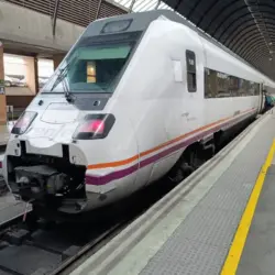 Carlos Slim lidera la construcción de tramo clave del tren Saltillo-Nuevo Laredo