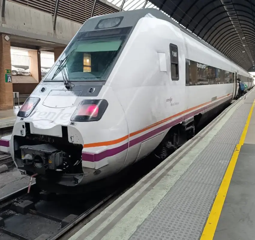 Carlos Slim lidera la construcción de tramo clave del tren Saltillo-Nuevo Laredo